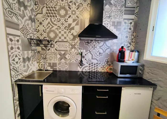 Pequeño Apartamento con Mini Piscina (Temperatura ambiente)